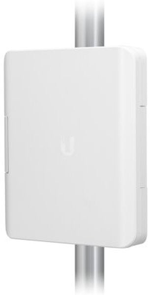 Ubiquiti USW-Flex-Utility, UniFi Switch, Outdoor Weatherproof Enclosure for USW-Flex, 1x PoE 60W - sentinet.gr